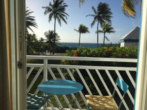 Studio balcon vue mer Ti punch kaz Manganao, piscine et plage